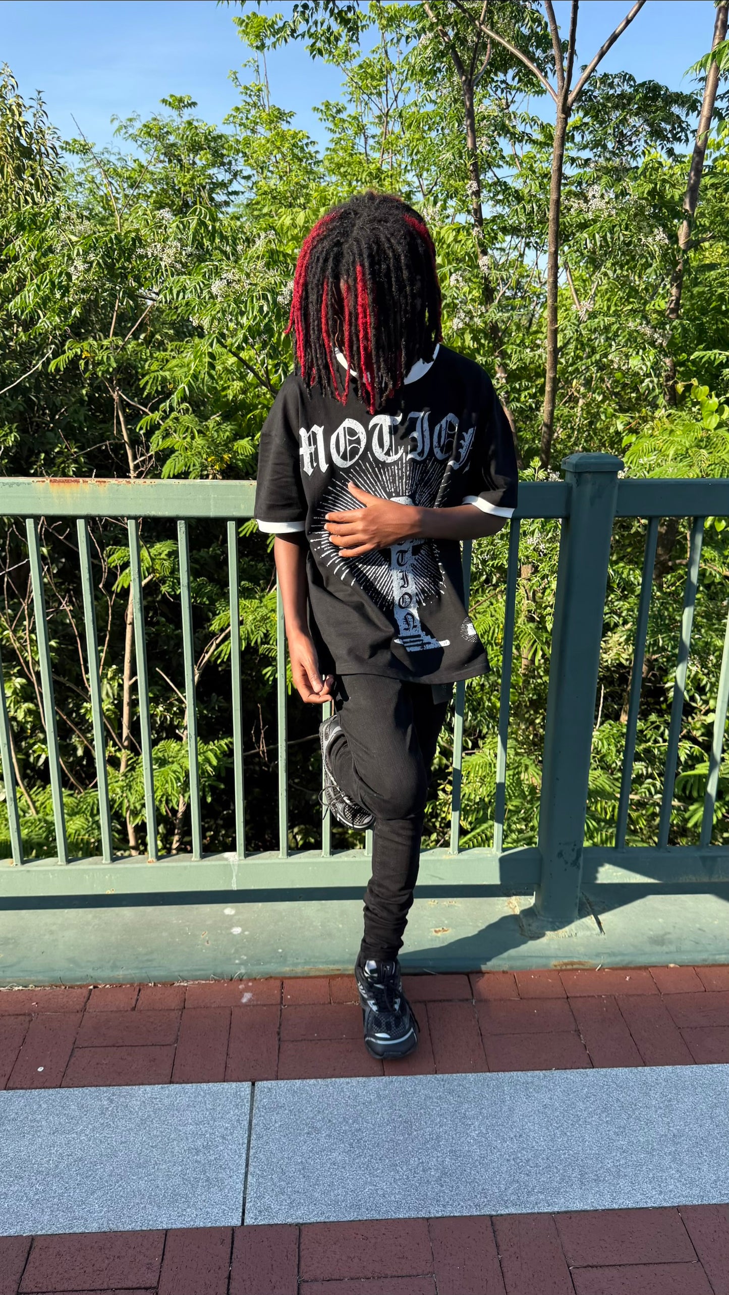 MBM SAVIOR TEE